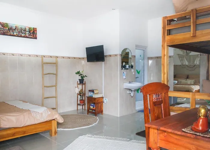 Sweet Mertanadi Seminyak (Bali)