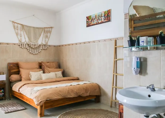 Sweet Mertanadi Guest house Seminyak (Bali)